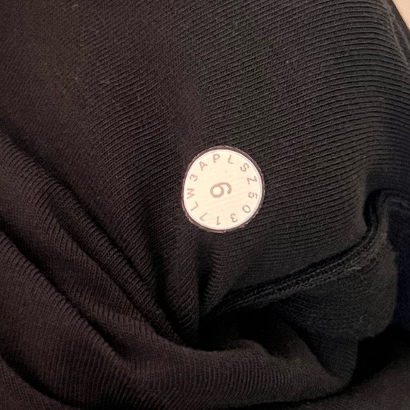 Lululemon Black Cowl Neck Press Pause Pullover Size 6⭐️ - Picture 8 of 8